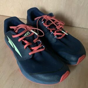 Altra Superior 5 Mens Blue Altra Wide Running Hiking Athletic Size 11